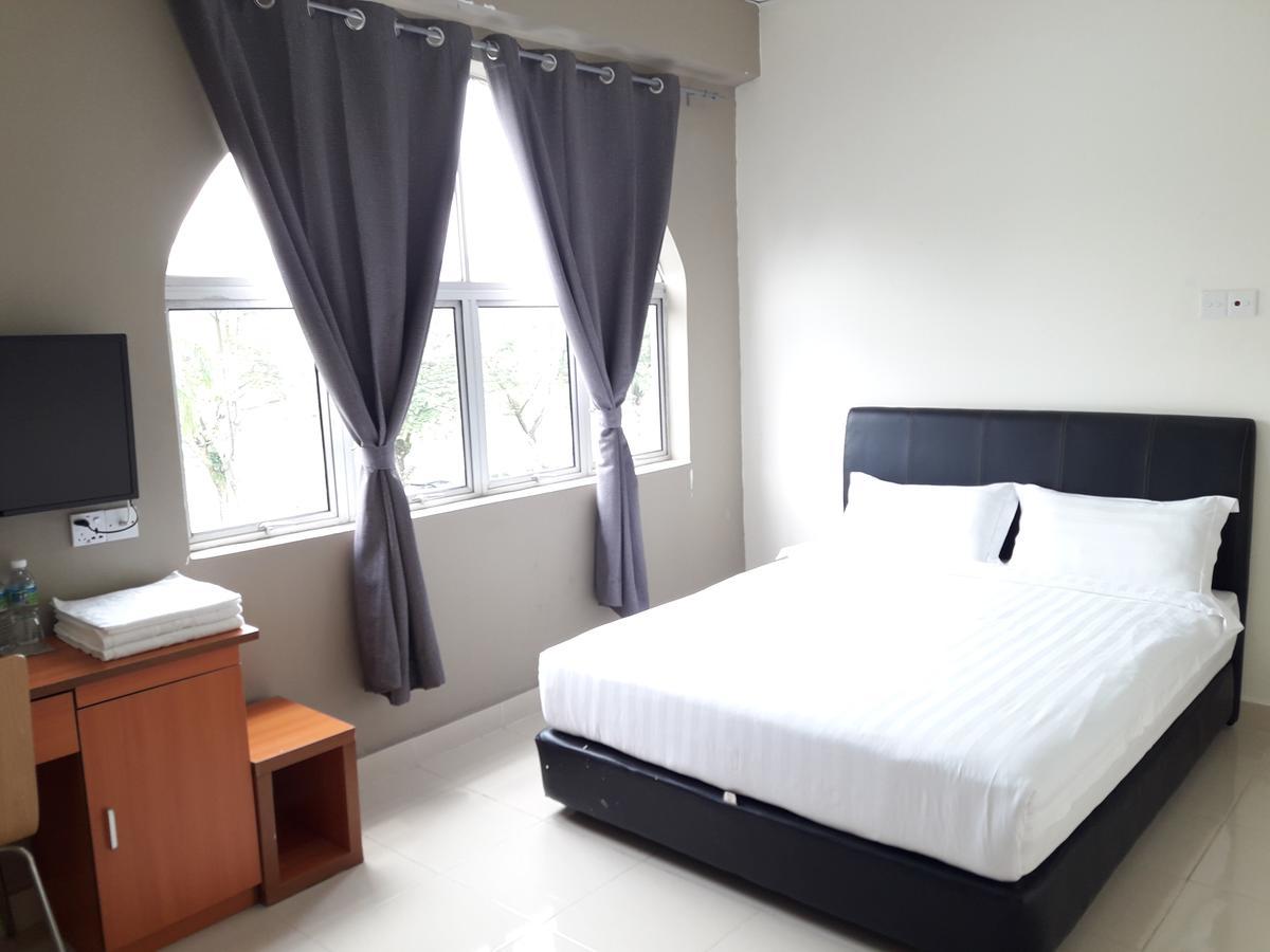 Hotel 126 Sepang Ngoại thất bức ảnh
