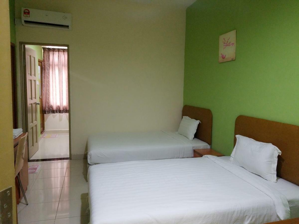 Hotel 126 Sepang Ngoại thất bức ảnh